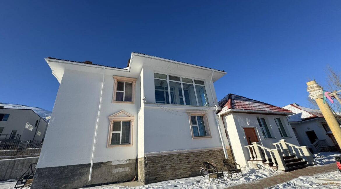 Welcome to Nukht Party House – Book For Family Gatherings and Group Parties!